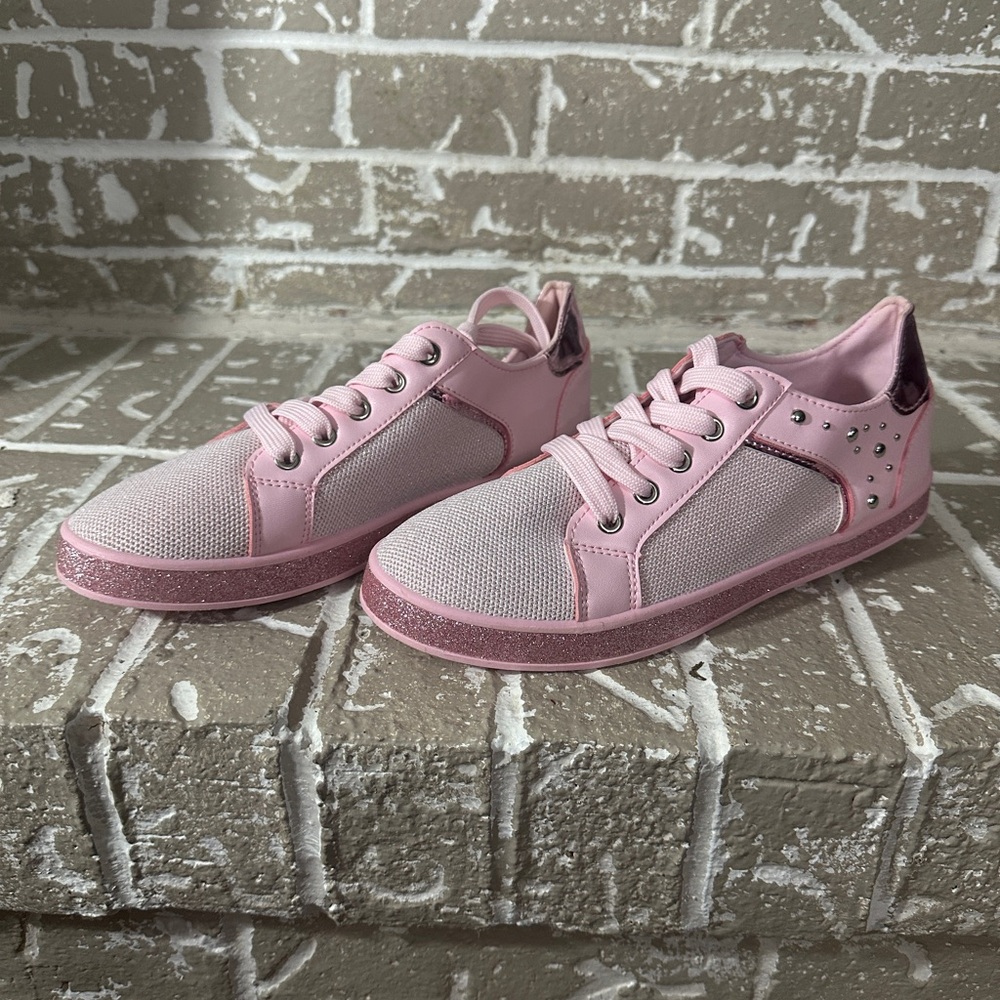 Forever Link Lace Up Casual Comfort Glitter Mesh Light Weight Sneakers Size 8